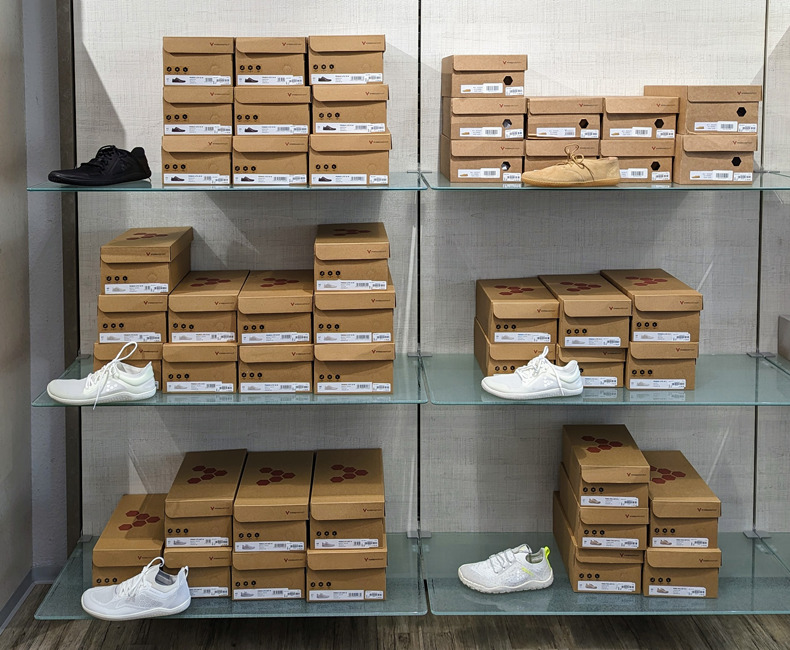 Schuhhaus_Salge_Calberlah_Vivobarefoot_Herren_Damen_Kinder_Barfußsschuhe_Auswahl